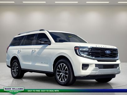 Used 2025 Ford Expedition Platinum