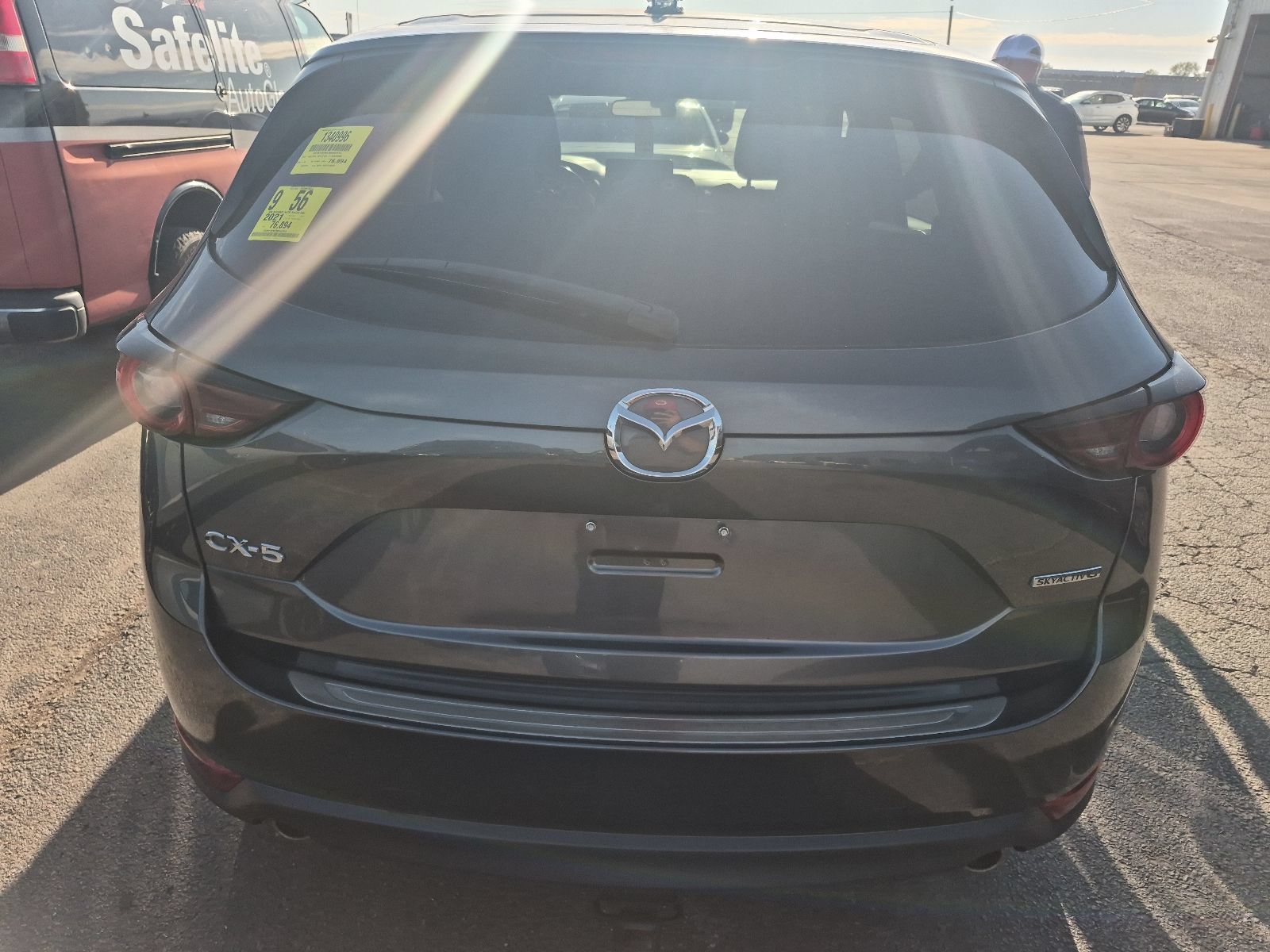 Used 2021 MAZDA CX-5 Touring FWD image 6