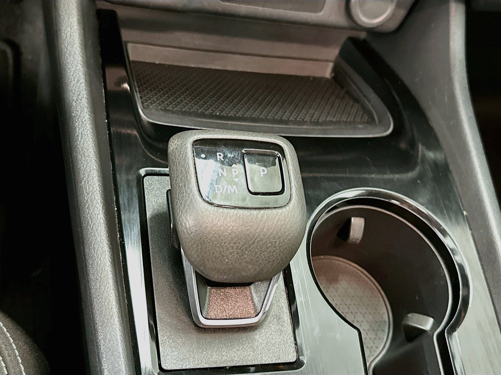 Used 2025 Nissan Rogue SV AWD/4WD image 24