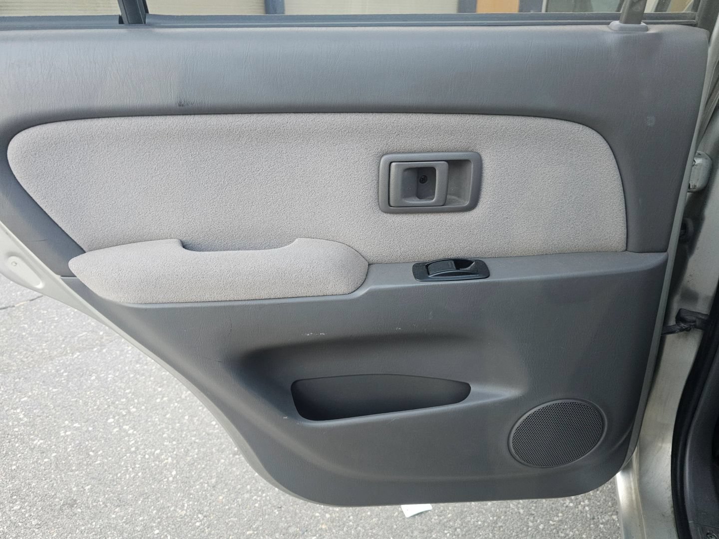 Used 2002 Toyota 4Runner SR5 RWD image 13