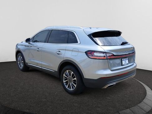 Used 2023 Lincoln Nautilus FWD w/ Premium Package image 5