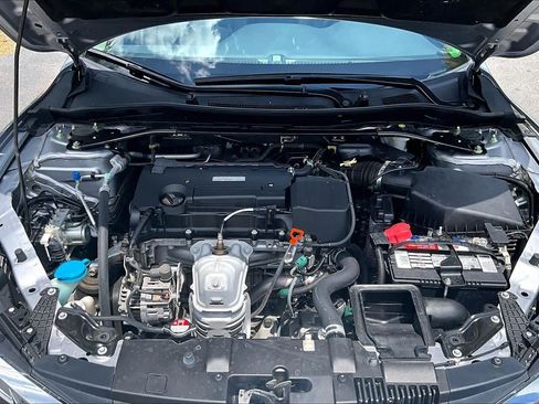 Used 2016 Honda Accord EX-L image 32