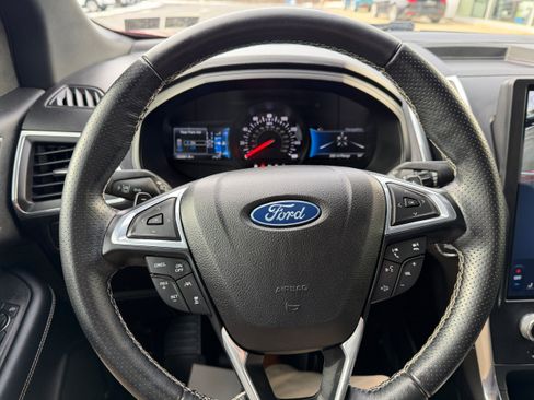 Certified 2022 Ford Edge ST image 16