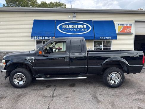 Used 2009 Ford F250 XLT image 3