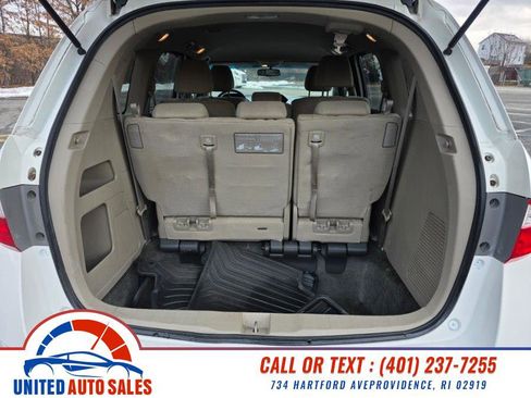 Used 2011 Honda Odyssey EX image 12