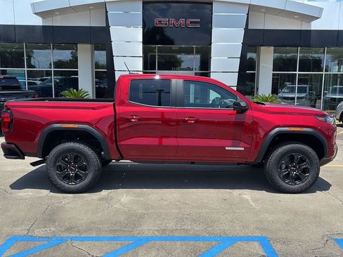 New 2025 GMC Canyon Elevation w/ Convenience Package image 9