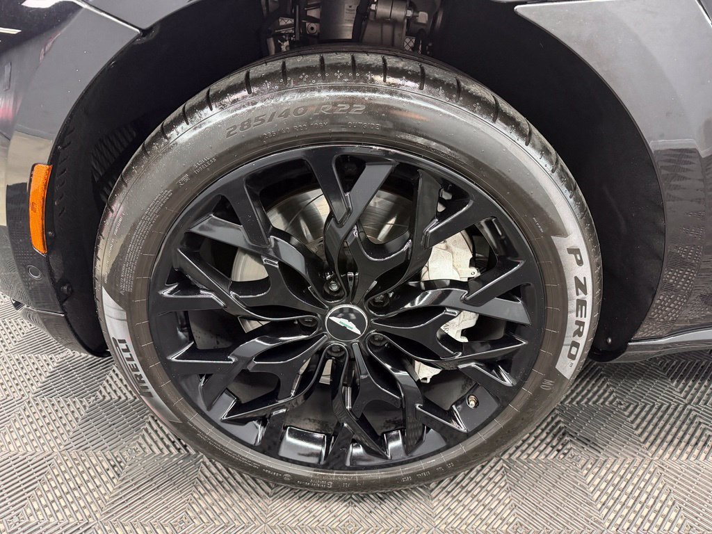 Used 2021 Aston Martin DBX AWD/4WD image 19