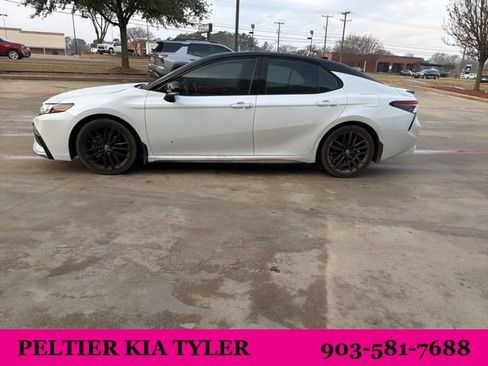 Used 2021 Toyota Camry XSE w/ Navigation Package image 8