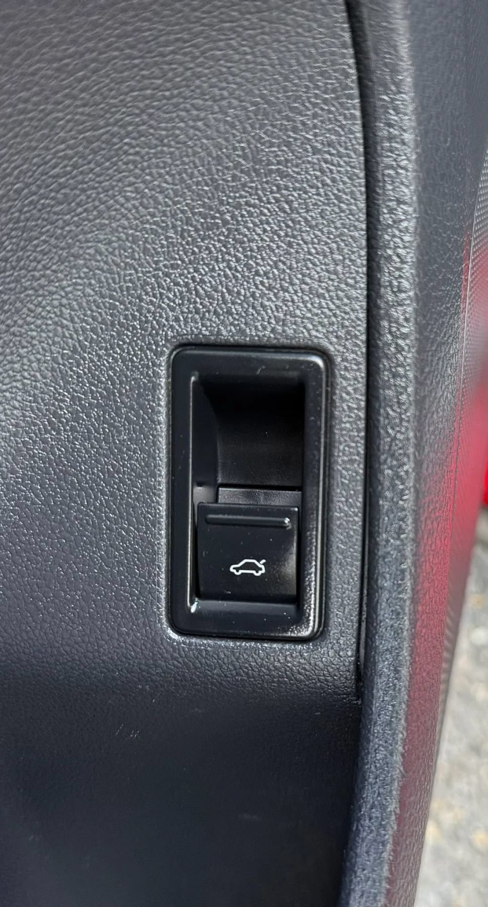 Used 2013 Volkswagen Jetta GLI Autobahn FWD image 25