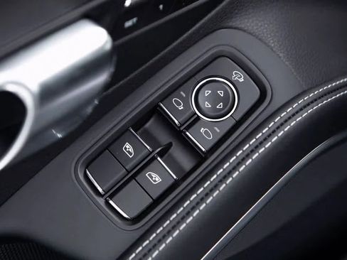 Certified 2025 Porsche 718 Cayman S image 19