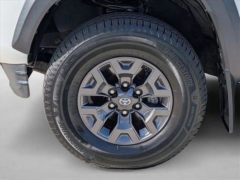 Used 2021 Toyota Tacoma SR5 w/ Trail Edition RWD image 22