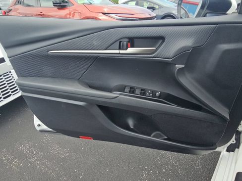 Certified 2025 Toyota Camry SE FWD image 23