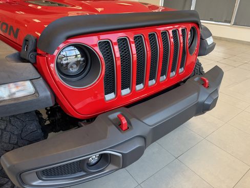 Used 2018 Jeep Wrangler Unlimited Rubicon AWD/4WD image 11