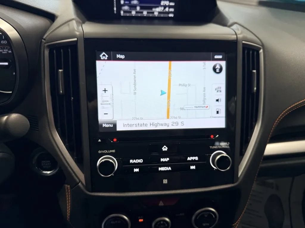 Used 2019 Subaru Crosstrek 2.0i Limited w/ Moonroof Package w/Navigation AWD/4WD image 27