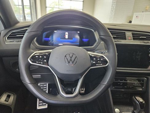 Used 2022 Volkswagen Tiguan SE R-Line AWD/4WD image 20