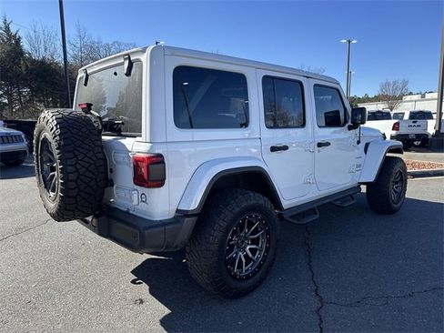 Used 2018 Jeep Wrangler Unlimited Sahara w/ Dual Top Group image 13