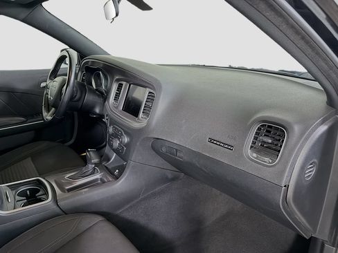 Used 2023 Dodge Charger SXT RWD image 31