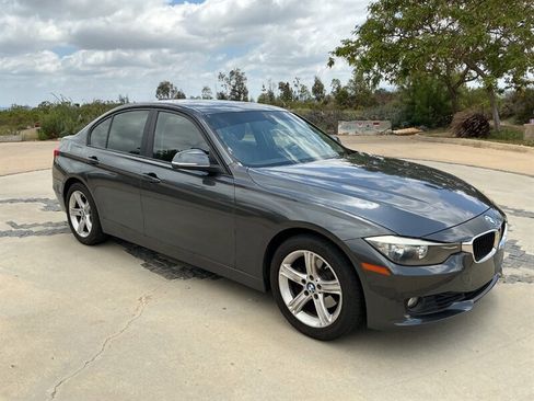 Used 2015 BMW 328i Sedan RWD image 9