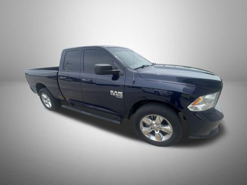 Used 2019 RAM 1500 Express w/ Express Value Package AWD/4WD image 4