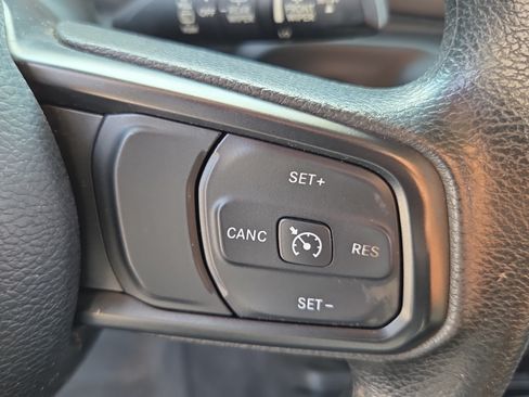 Used 2021 Jeep Wrangler Sport AWD/4WD image 24