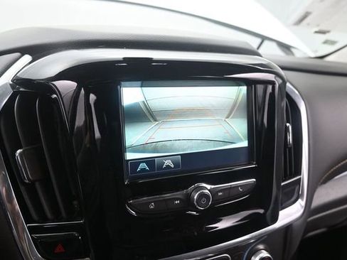 Used 2019 Chevrolet Traverse LS AWD/4WD image 37