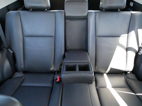 Used 2015 Toyota RAV4 Limited w/ Technology Package AWD/4WD image 13