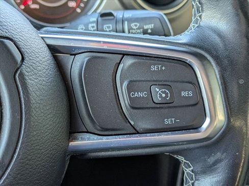 Used 2019 Jeep Wrangler Unlimited Rubicon AWD/4WD image 6