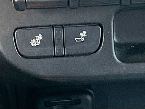 Used 2021 Chevrolet Colorado ZR2 image 20