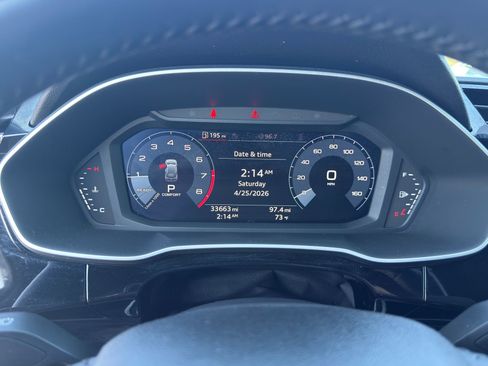 Used 2020 Audi Q3 2.0T Premium Plus w/ Premium Plus Package AWD/4WD image 15