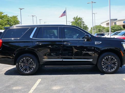 Used 2025 GMC Yukon Elevation w/ LPO, Floor Liner Package AWD/4WD image 25