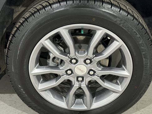 Used 2022 GMC Terrain SLT image 8