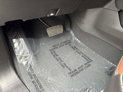 Certified 2025 GMC Sierra 1500 Denali Ultimate image 17