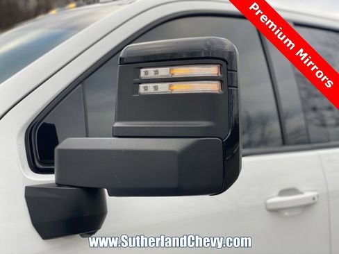 Used 2024 GMC Sierra 2500 AT4 w/ Technology Package image 12