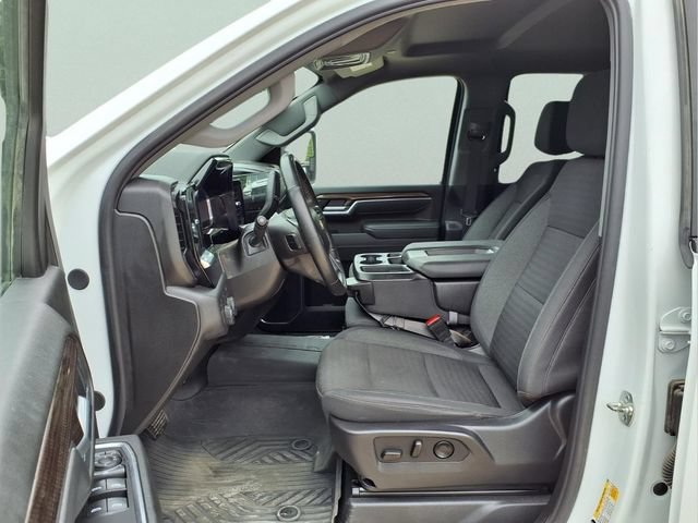 Used 2025 Chevrolet Silverado 2500 LT AWD/4WD image 22