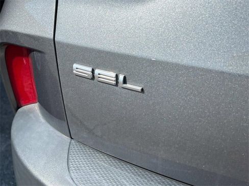 Used 2022 Ford Escape SEL w/ Technology Package image 10