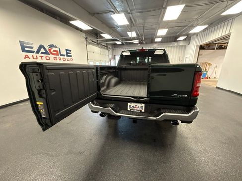 New 2026 RAM 1500 4x4 Crew Cab image 34