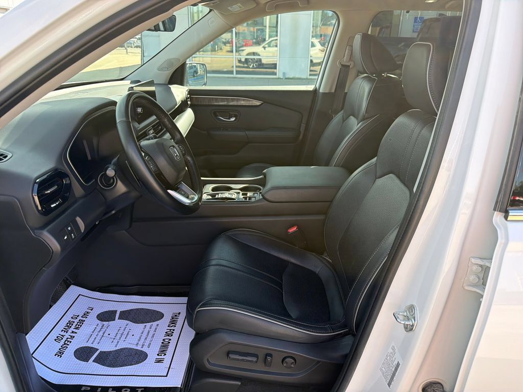 Certified 2023 Honda Pilot Elite image 10