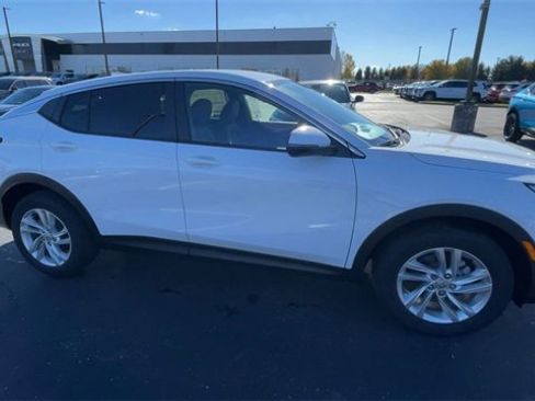 New 2026 Buick Envista Preferred image 3