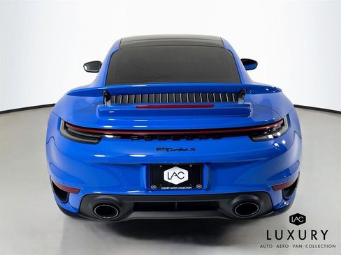Used 2022 Porsche 911 Turbo S image 7