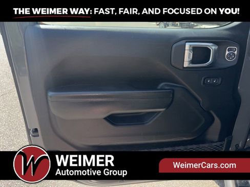 Used 2021 Jeep Wrangler Unlimited Rubicon AWD/4WD image 45