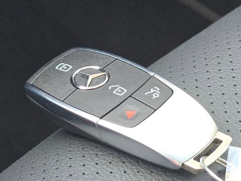 Certified 2026 Mercedes-Benz GLE 350 4MATIC image 39