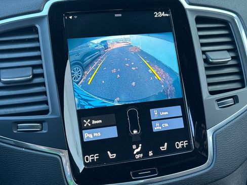 Used 2022 Volvo XC90 T6 Momentum w/ Climate Package image 26