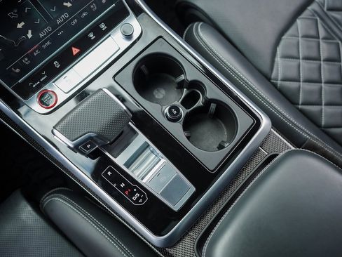 Used 2021 Audi SQ8 Prestige w/ Prestige Package image 33