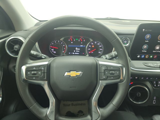 Used 2024 Chevrolet Blazer LT w/ Convenience Package FWD image 8