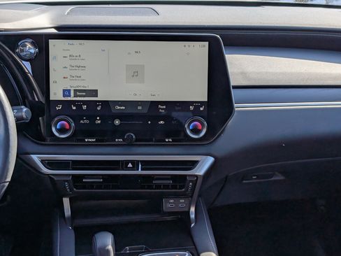 Certified 2025 Lexus RX 350 Premium image 18