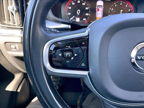 Used 2020 Volvo V60 T5 Cross Country w/ Protection Package image 22