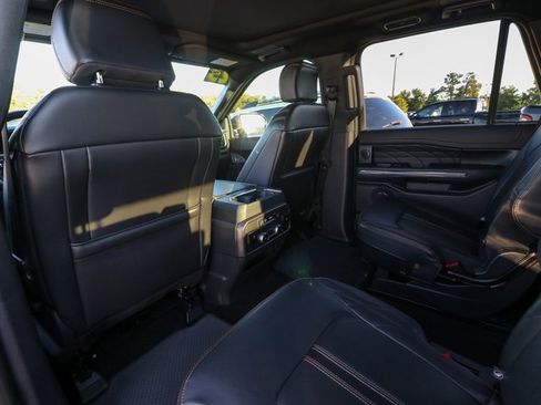 Used 2023 Ford Expedition Platinum image 26