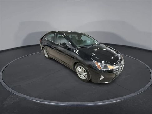 Used 2020 Hyundai Elantra Value Edition image 2