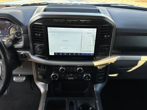 Certified 2021 Ford F150 XLT w/ Equipment Group 302A High image 21