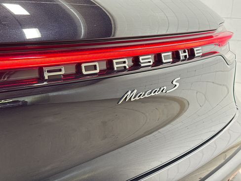 Certified 2026 Porsche Macan S AWD/4WD image 12